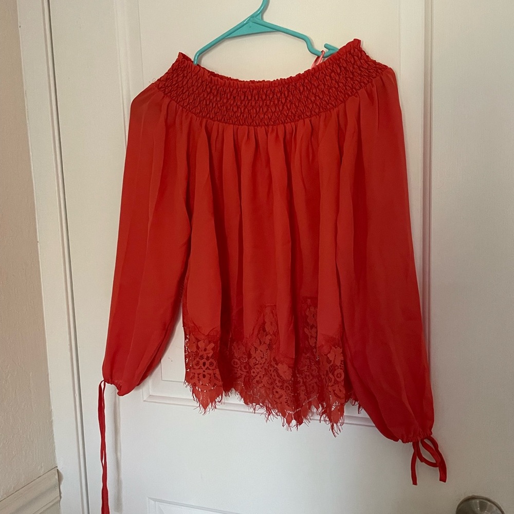 Off Shoulder Abercrombie & Fitch Shirt